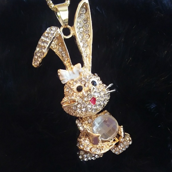 Rhinestone rabbit long chain necklace - Picture 6 of 8